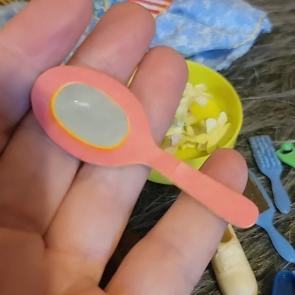 vintage Barbie Doll Lot And Misc Accessories 1966/1987 Skipper Bendable Knees - Picture 12 of 13